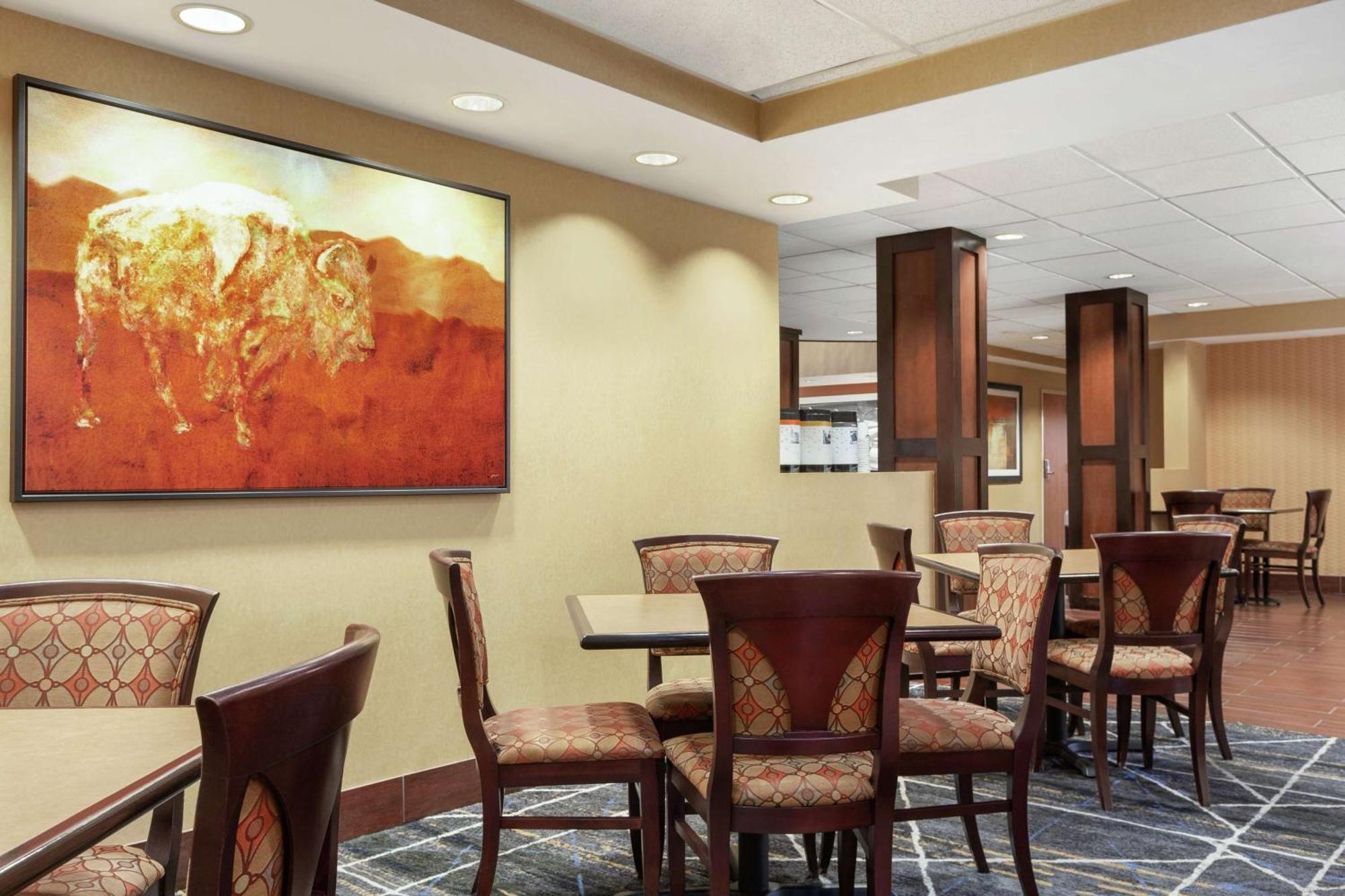 Hampton By Hilton Oklahoma City I-40 East- Tinker Afb Midwest City Dış mekan fotoğraf