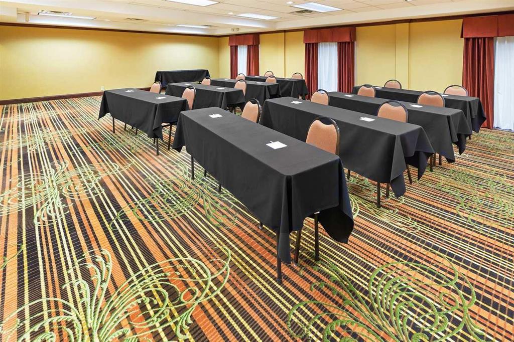 Hampton By Hilton Oklahoma City I-40 East- Tinker Afb Midwest City Konforlar fotoğraf