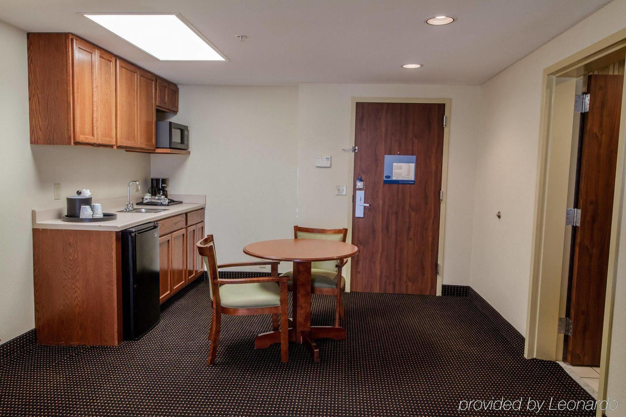 Hampton By Hilton Oklahoma City I-40 East- Tinker Afb Midwest City Dış mekan fotoğraf